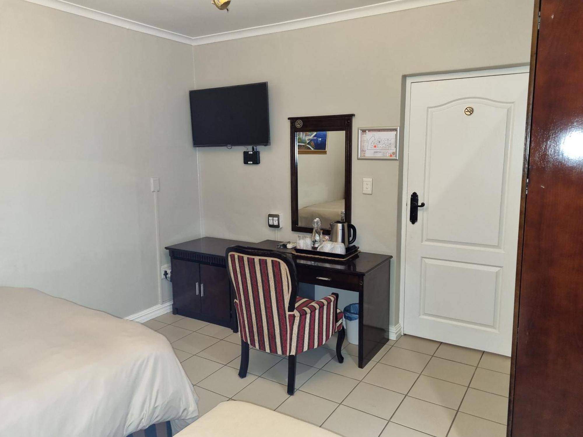 Savoy Lodge Cape Town Exterior foto